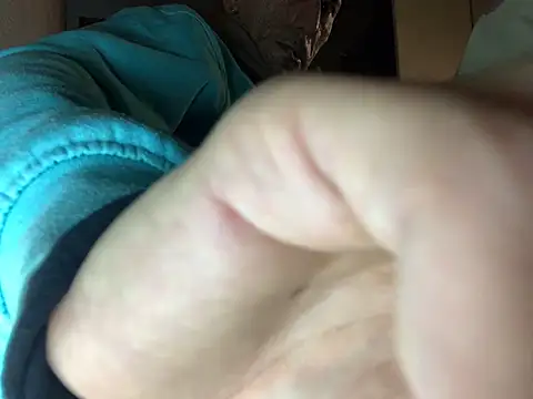 sweet24c online show from December 31, 12:43 am