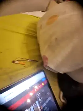 sweet24c online show from December 12, 2:15 am