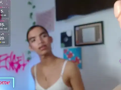 Melody200420 online show from December 1, 12:22 am