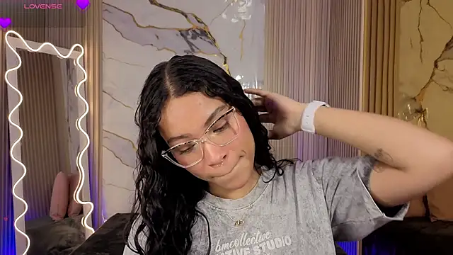 penelope tay1 online show from April 9, 3:19 am