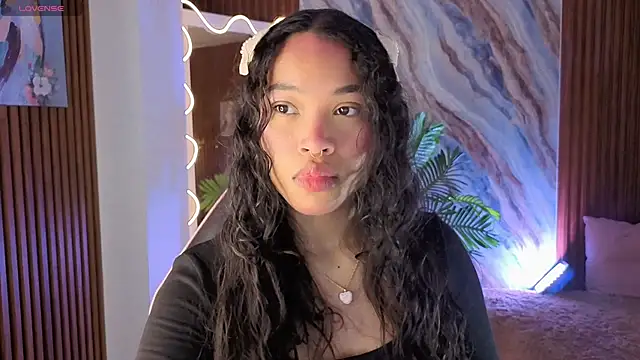 penelope tay1 online show from June 2, 2:44 am