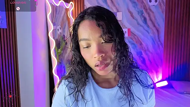 Snapshot of penelope_tay1 chatting on July 7, 2:58 am penelope tay1 online show from July 7, 2:58 am