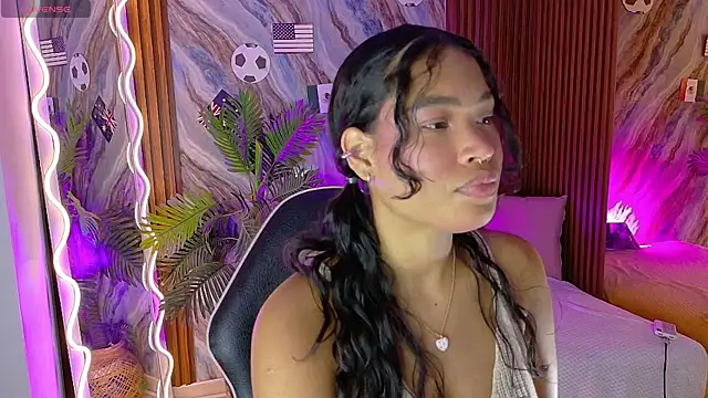 Snapshot of penelope_tay1 chatting on July 15, 4:52 am penelope tay1 online show from July 15, 4:52 am