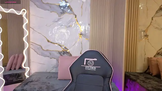 penelope tay1 online show from March 19, 3:28 am