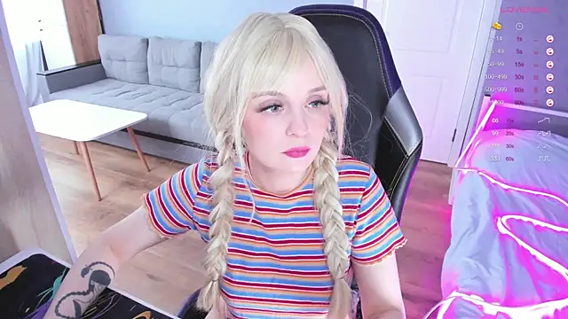 Amy honey angel online show from April 3, 10:22 am