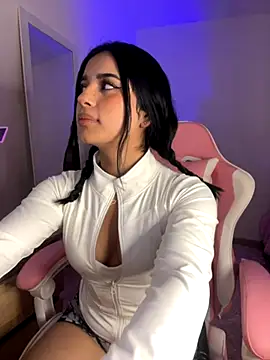 Emily-14 online show from September 10, 4:22 am