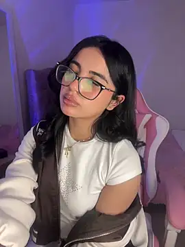 Emily-14 online show from April 17, 7:33 am