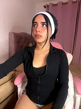 Emily-14 online show from December 3, 5:19 am