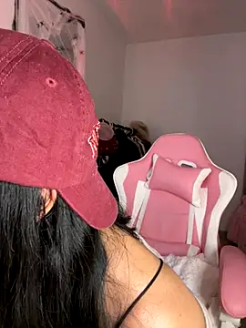 Emily-14 online show from October 29, 4:00 am