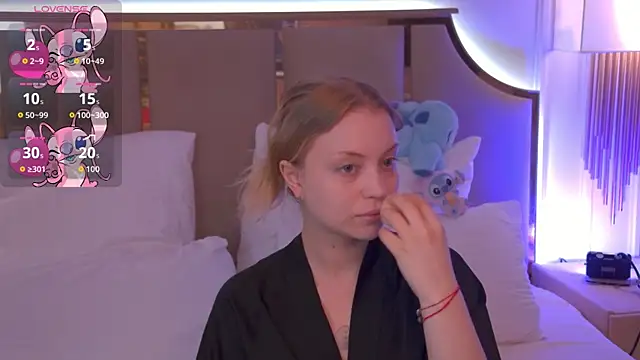 DorisHell online show from November 19, 3:06 am