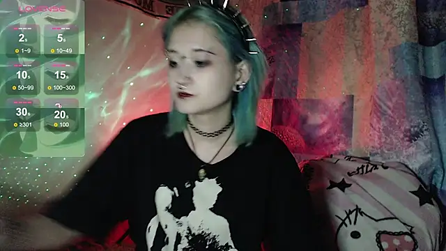 Snapshot of Milten-Trish chatting on October 3, 10:44 pm Milten-Trish online show from October 3, 10:44 pm