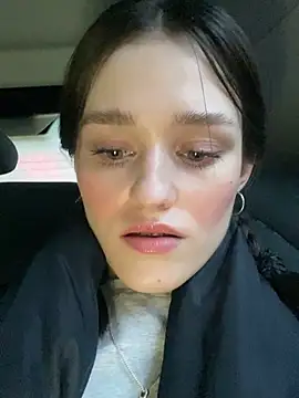 Mia Mia M online show from February 11, 2:39 pm