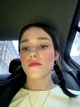 Mia Mia M online show from February 12, 2:39 pm