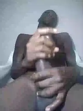 Snapshot of GOLDEN_HQUR chatting on February 7, 4:48 am GOLDEN HQUR online show from February 7, 4:48 am