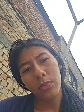 CarlaAlvez online show from February 19, 7:00 pm