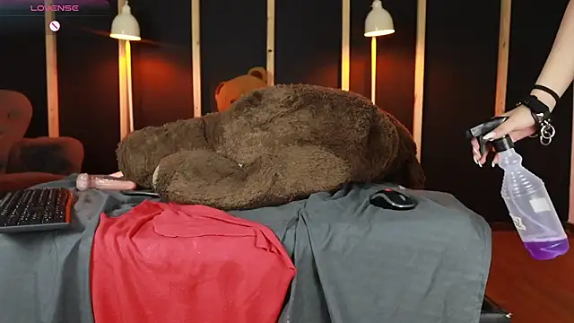 vampy dolll online show from February 25, 9:48 pm