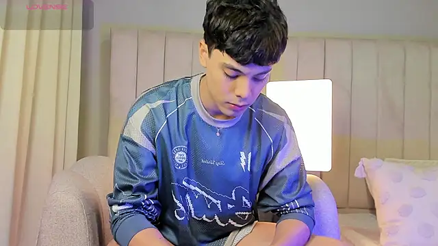 Dammon Stallion online show from November 18, 3:26 pm