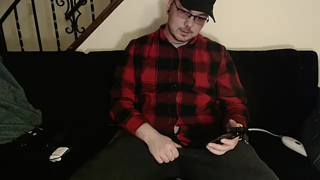 cmichaelxxx online show from March 20, 5:13 am