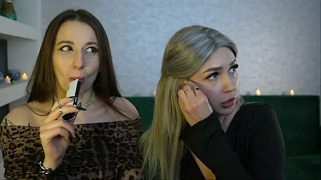 BestModelsDuo online show from February 23, 8:55 pm