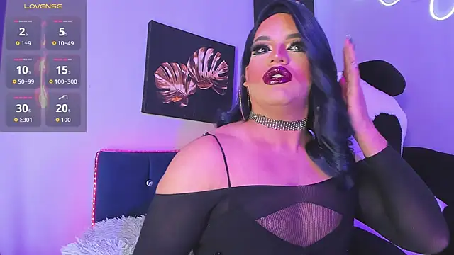 Snapshot of Missisabella_ chatting on October 7, 1:17 am Missisabella online show from October 7, 1:17 am