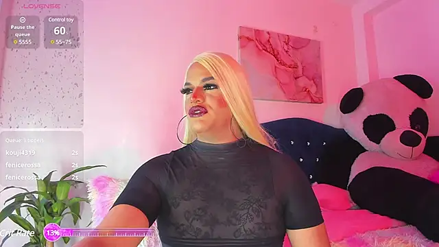 Snapshot of Missisabella_ chatting on January 19, 7:25 am Missisabella online show from January 19, 7:25 am