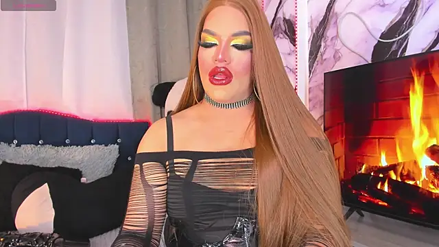 Snapshot of Missisabella_ chatting on July 17, 1:03 am Missisabella online show from July 17, 1:03 am