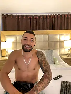 Sweet and caramel online show from November 30, 11:05 pm