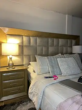 Sweet and caramel online show from November 2, 12:59 am