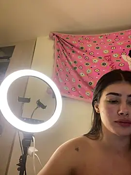 Sweet and caramel online show from March 21, 6:27 am