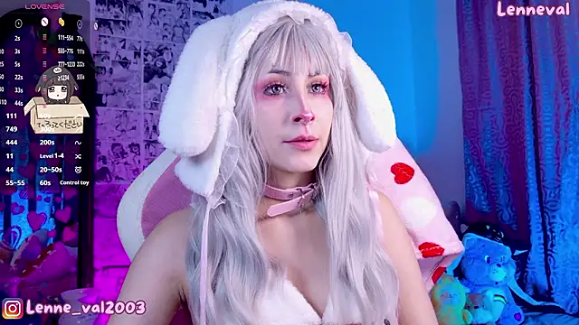 Lenneval1 online show from February 20, 4:09 am