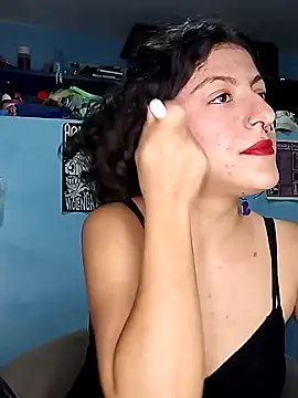 Snapshot of LoveElectra chatting on January 20, 12:57 am LoveElectra online show from January 20, 12:57 am