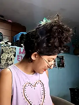 Snapshot of LoveElectra chatting on October 7, 10:55 pm LoveElectra online show from October 7, 10:55 pm