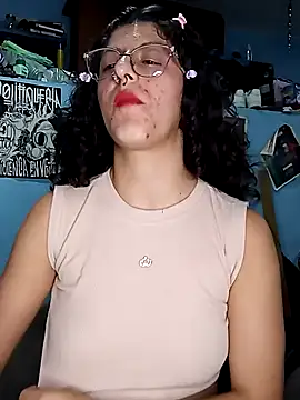 Snapshot of LoveElectra chatting on January 23, 3:16 am LoveElectra online show from January 23, 3:16 am