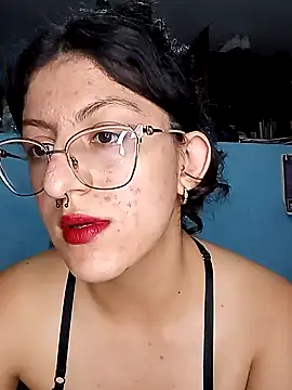 Snapshot of LoveElectra chatting on February 1, 2:16 am LoveElectra online show from February 1, 2:16 am