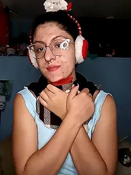 Snapshot of LoveElectra chatting on January 7, 9:57 pm LoveElectra online show from January 7, 9:57 pm