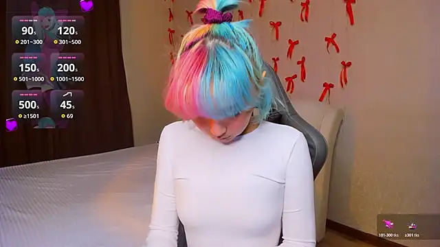 Milla Aheo online show from March 19, 1:00 pm