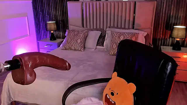 Lillyortiz online show from May 14, 8:39 pm