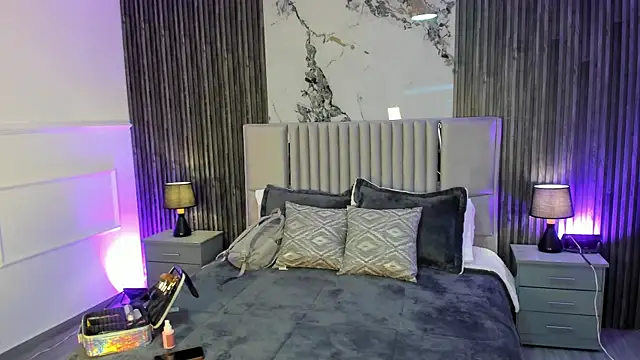 Lillyortiz online show from May 30, 12:44 pm