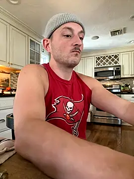 longcurved212121 online show from November 18, 5:38 pm