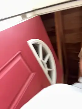 longcurved212121 online show from October 29, 7:24 pm