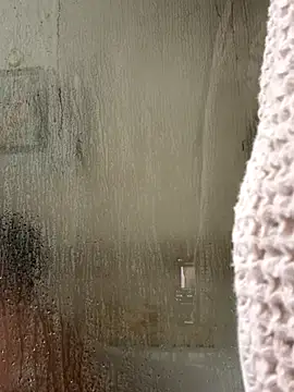 longcurved212121 online show from November 6, 6:45 pm