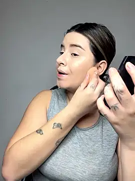 SaraBraun  online show from January 12, 5:31 pm