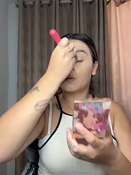 SaraBraun  online show from March 13, 6:13 pm