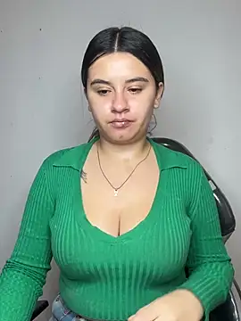 SaraBraun  online show from April 15, 4:55 pm