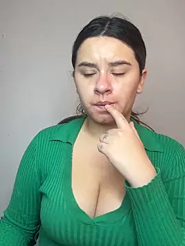 SaraBraun  online show from March 21, 2:10 pm