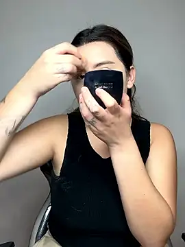 SaraBraun  online show from January 14, 6:22 pm