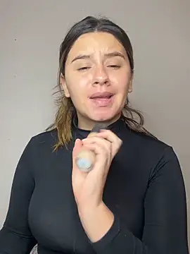 SaraBraun  online show from March 31, 5:37 pm