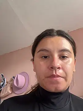 SaraBraun  online show from March 27, 4:52 pm