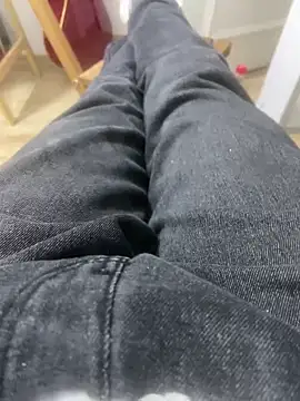 karkerkor online show from December 17, 8:14 pm