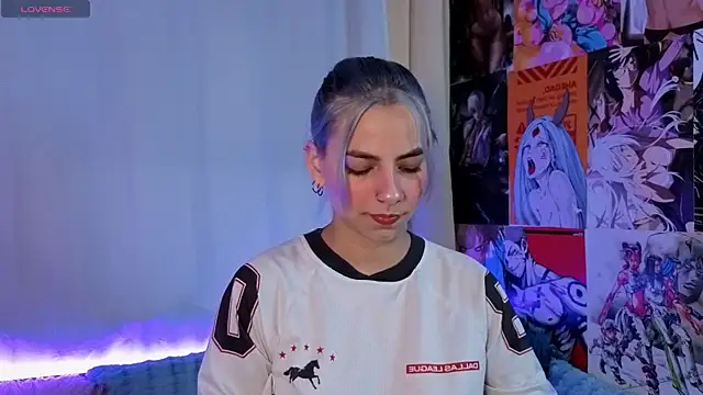 ArtemisaBlake online show from April 5, 4:30 am